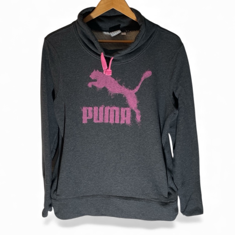 F7- Puma Charcoal Sweatshirt with Vibrant Pink Logo